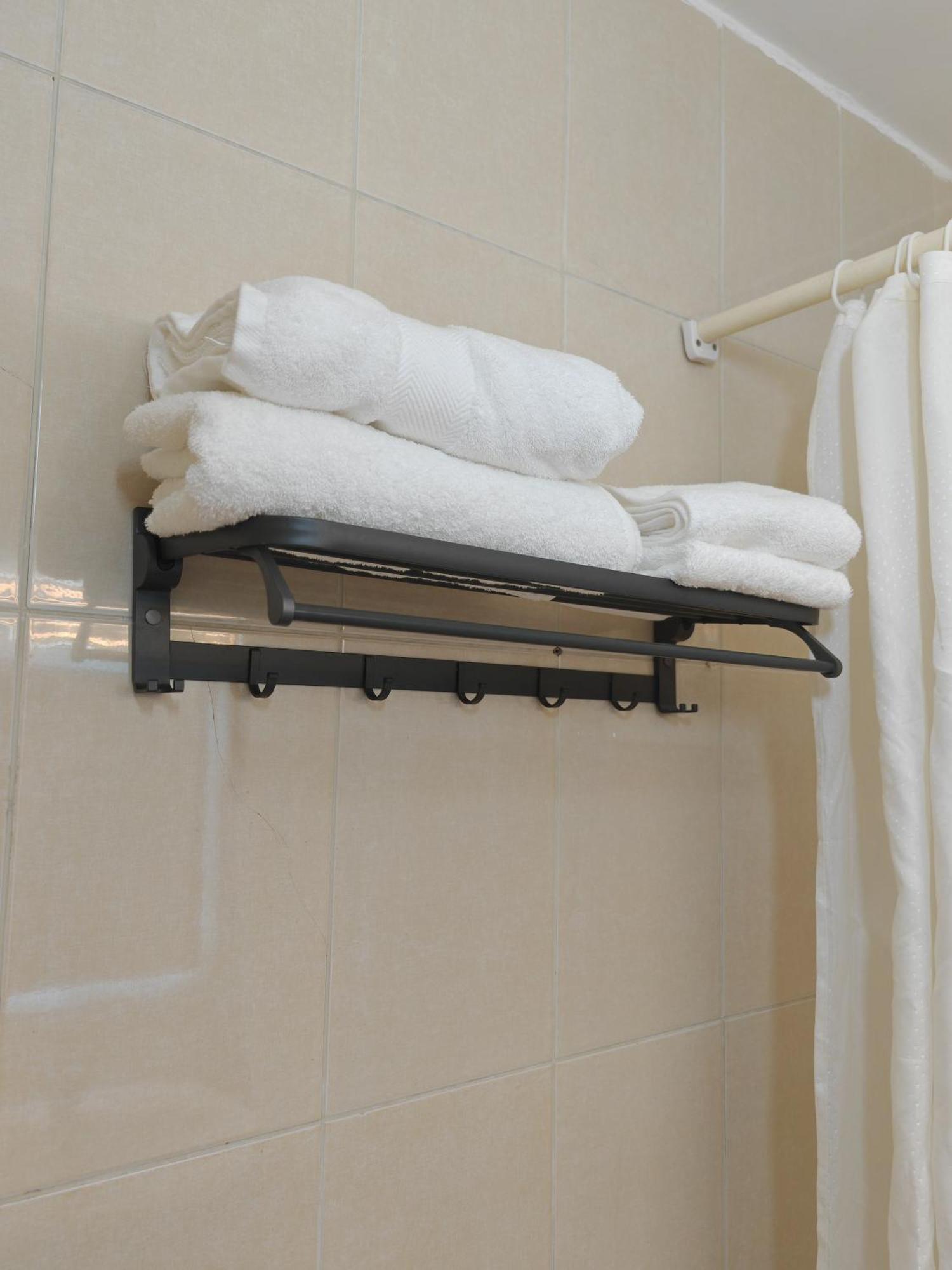 Cleopetra Hotel Вади Муса Екстериор снимка